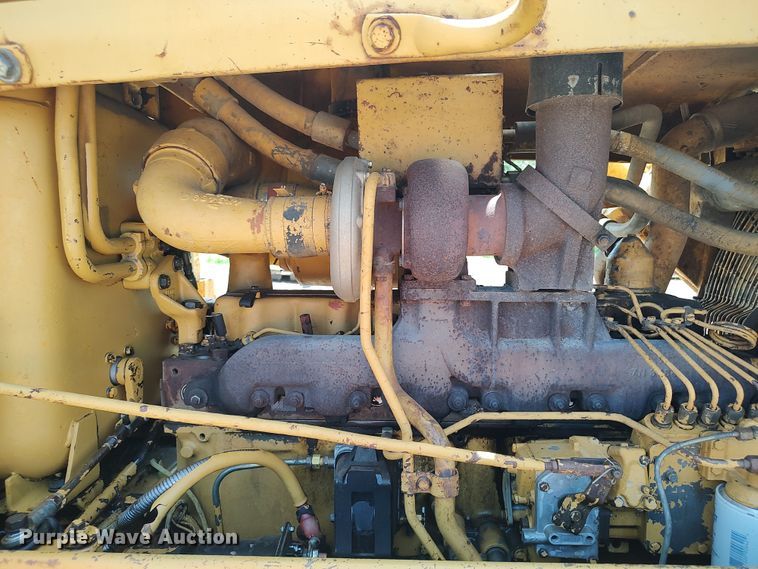 image for item LK9019 1984 Caterpillar D6D  dozer