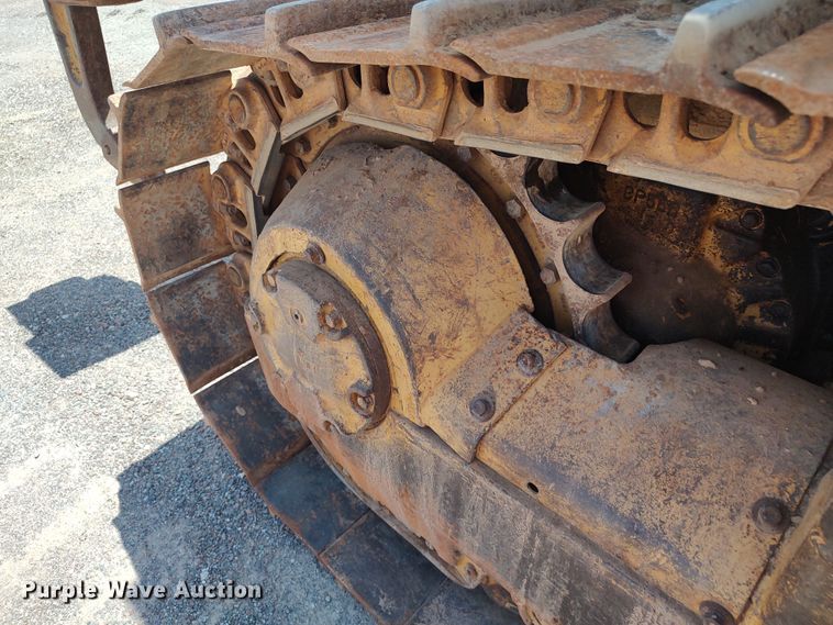 image for item LK9019 1984 Caterpillar D6D  dozer