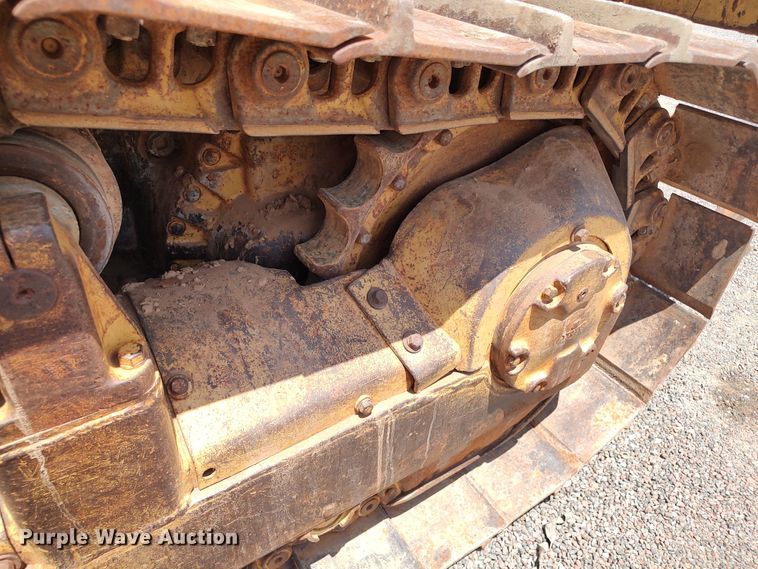 image for item LK9019 1984 Caterpillar D6D  dozer