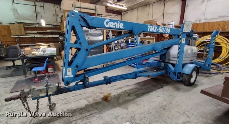 image for item LK9036 2002 Genie TMZ50  boom lift