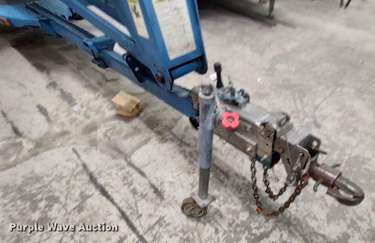 image for item LK9036 2002 Genie TMZ50  boom lift