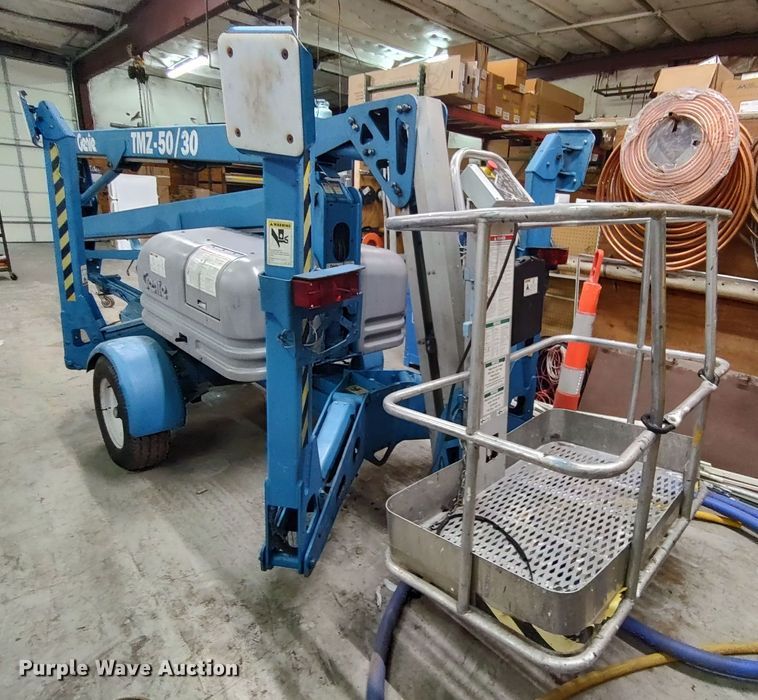 image for item LK9036 2002 Genie TMZ50  boom lift