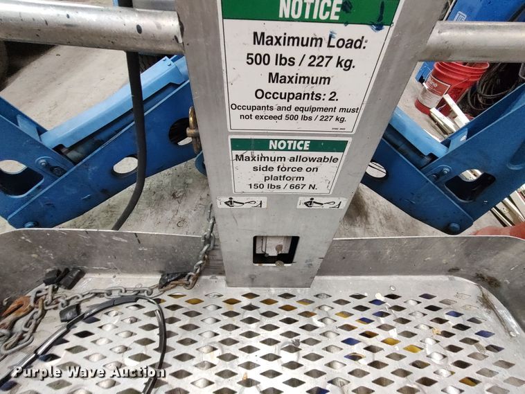 image for item LK9036 2002 Genie TMZ50  boom lift