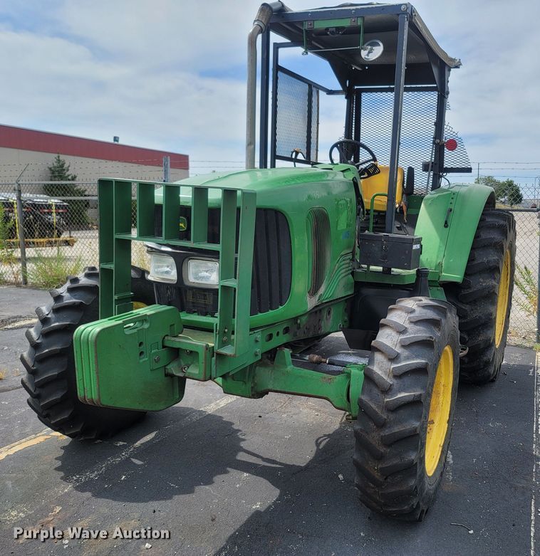 image for item LM9587 2006 John Deere 6415 MFWD tractor