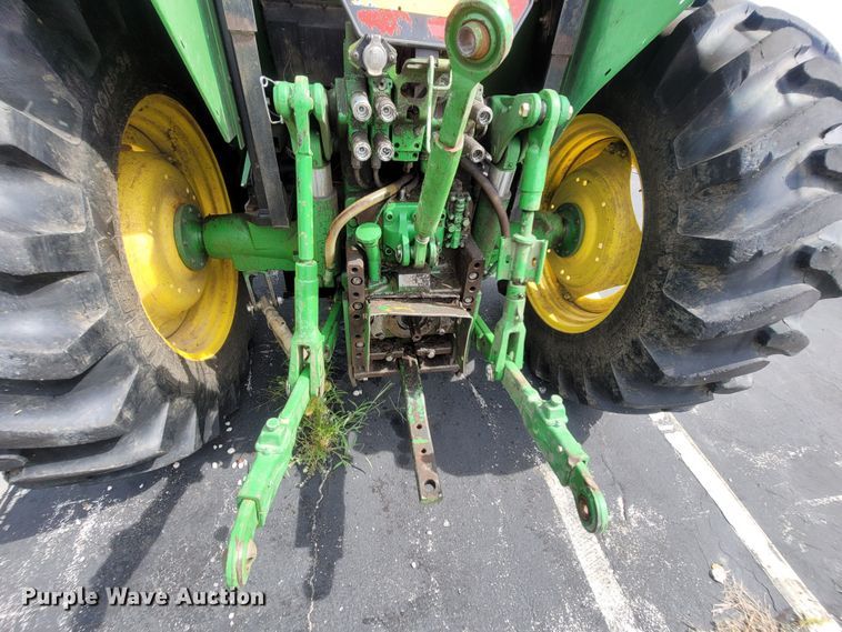 image for item LM9587 2006 John Deere 6415 MFWD tractor