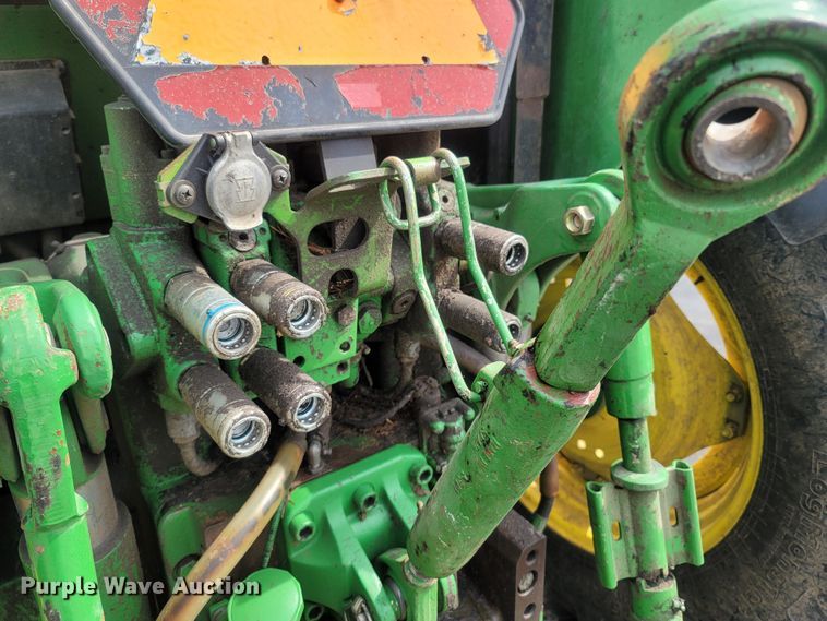 image for item LM9587 2006 John Deere 6415 MFWD tractor