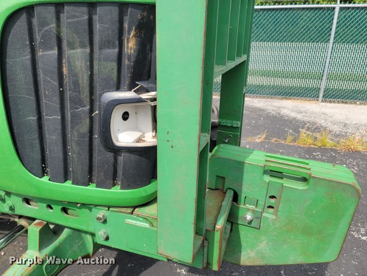 image for item LM9587 2006 John Deere 6415 MFWD tractor