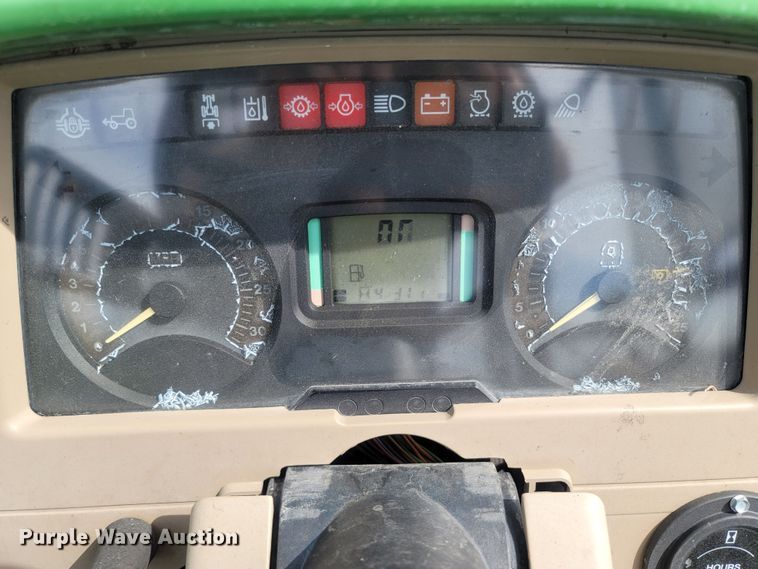image for item LM9587 2006 John Deere 6415 MFWD tractor