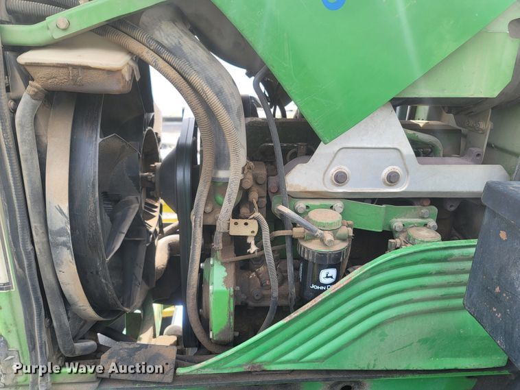 image for item LM9587 2006 John Deere 6415 MFWD tractor