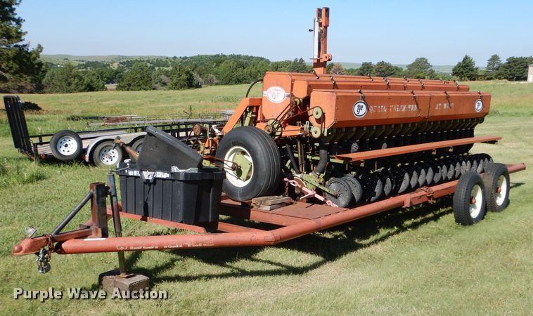 image for item LP9385 Tye 104-4528  no-till grain drill