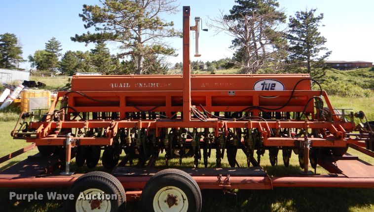 image for item LP9385 Tye 104-4528  no-till grain drill