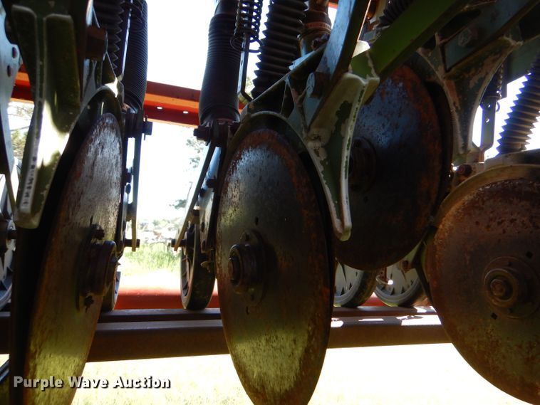 image for item LP9385 Tye 104-4528  no-till grain drill