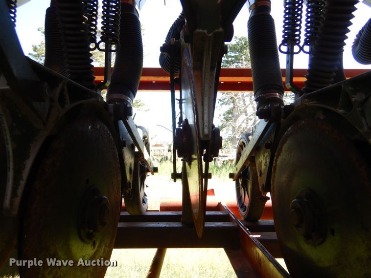 image for item LP9385 Tye 104-4528  no-till grain drill