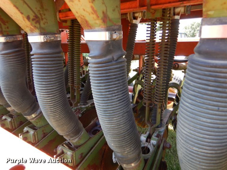 image for item LP9385 Tye 104-4528  no-till grain drill