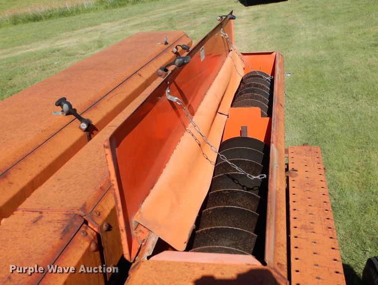 image for item LP9385 Tye 104-4528  no-till grain drill