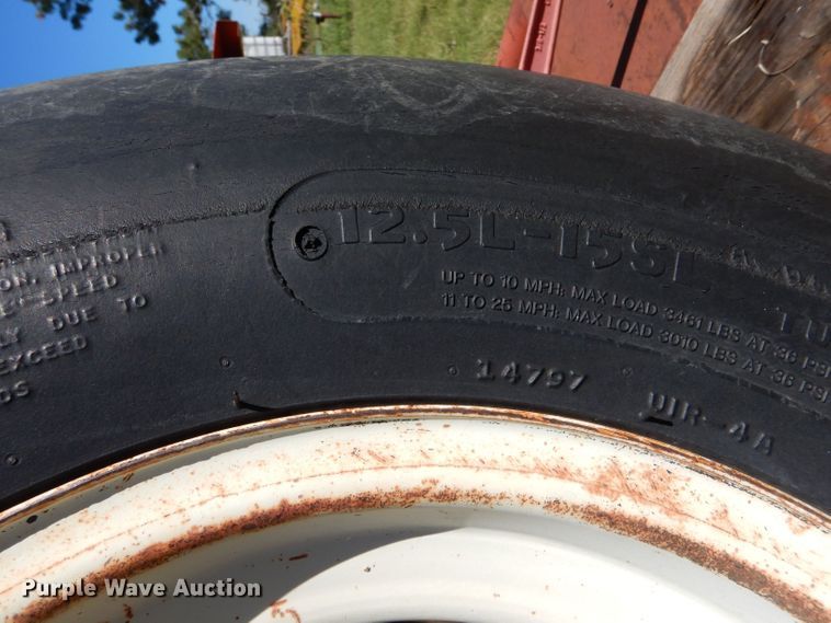 image for item LP9385 Tye 104-4528  no-till grain drill