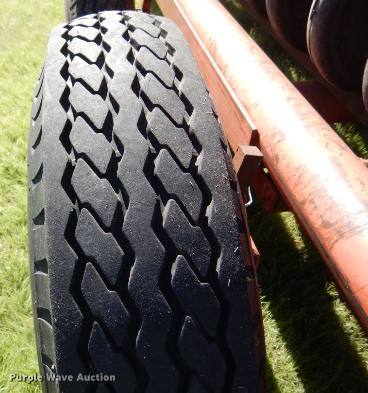 image for item LP9385 Tye 104-4528  no-till grain drill