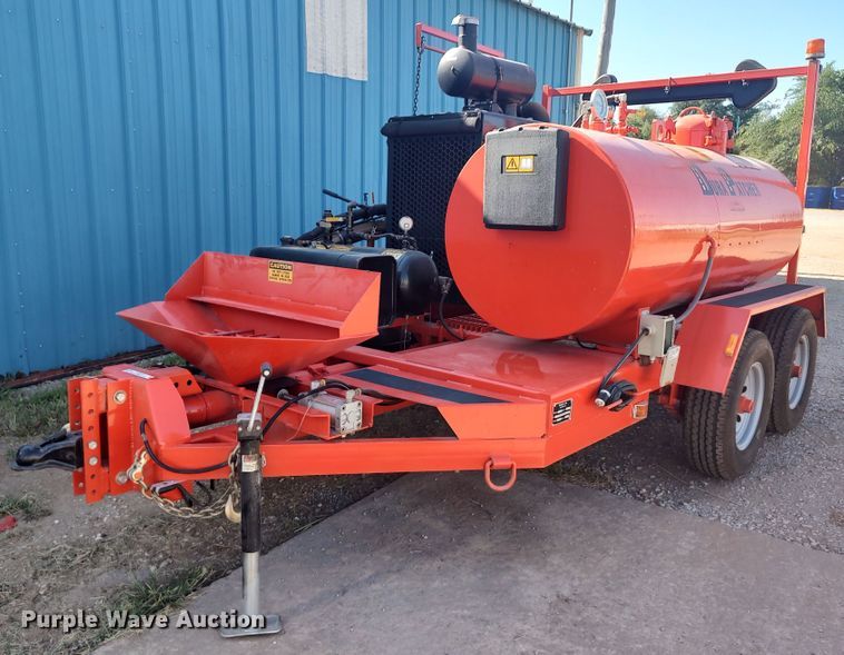 image for item LU9212 2014 Duraco DuraPatcher 125DJT  pot hole patcher