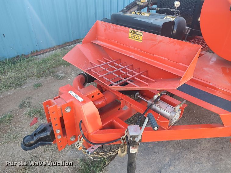 image for item LU9212 2014 Duraco DuraPatcher 125DJT  pot hole patcher