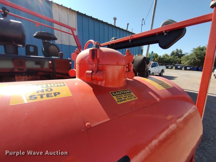 image for item LU9212 2014 Duraco DuraPatcher 125DJT  pot hole patcher