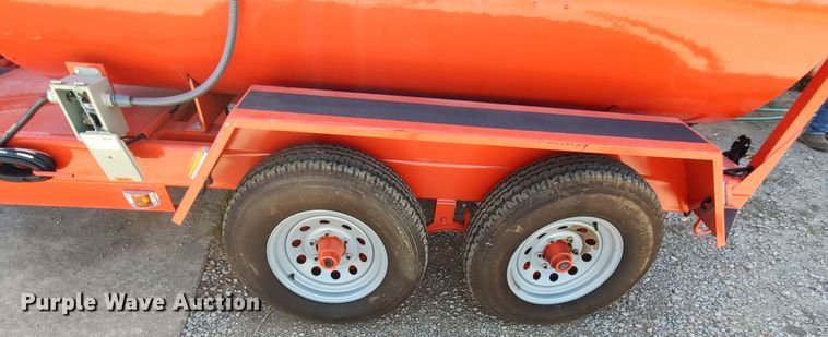 image for item LU9212 2014 Duraco DuraPatcher 125DJT  pot hole patcher