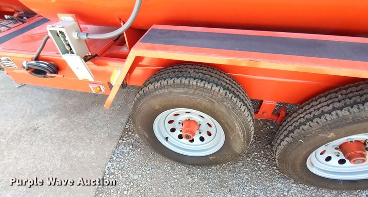 image for item LU9212 2014 Duraco DuraPatcher 125DJT  pot hole patcher