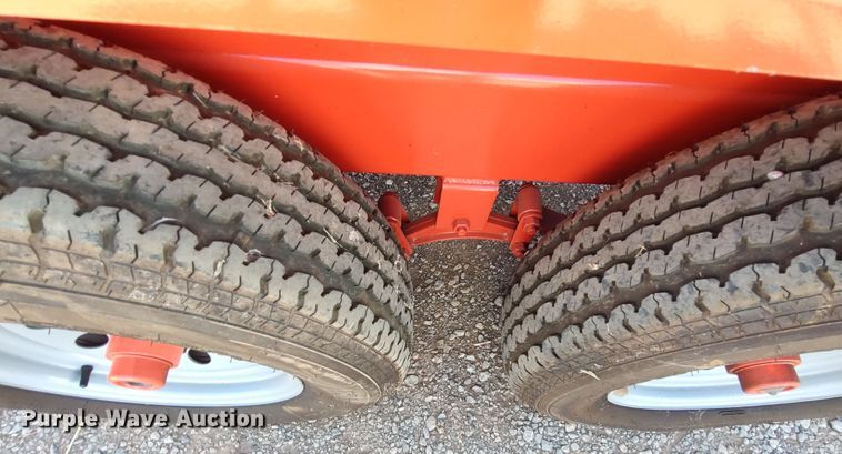 image for item LU9212 2014 Duraco DuraPatcher 125DJT  pot hole patcher