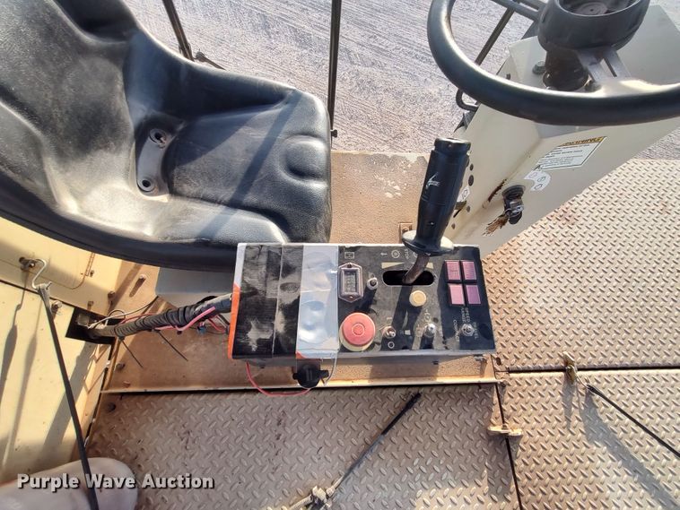 image for item LU9254 2005 Ingersoll Rand PT125R  pneumatic roller