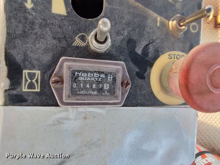 image for item LU9254 2005 Ingersoll Rand PT125R  pneumatic roller