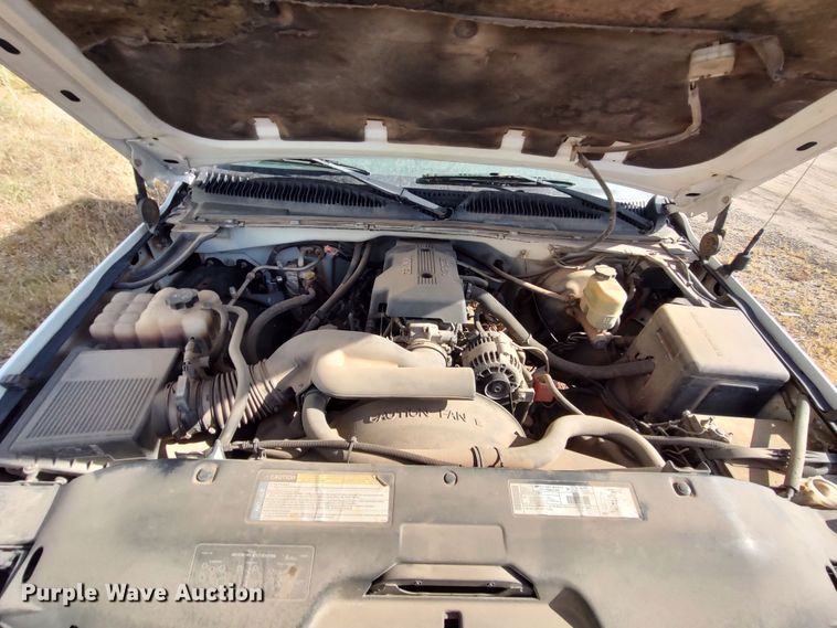 image for item LU9259 1999 Chevrolet Silverado 1500  Ext. Cab pickup truck