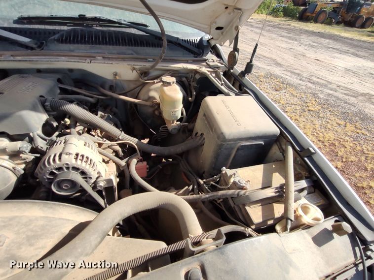 image for item LU9259 1999 Chevrolet Silverado 1500  Ext. Cab pickup truck