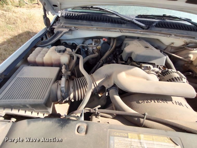 image for item LU9259 1999 Chevrolet Silverado 1500  Ext. Cab pickup truck