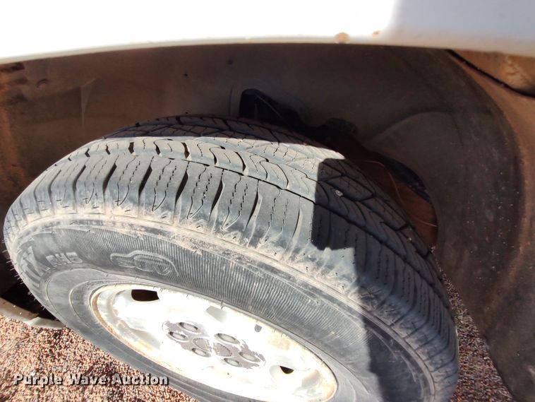 image for item LU9259 1999 Chevrolet Silverado 1500  Ext. Cab pickup truck