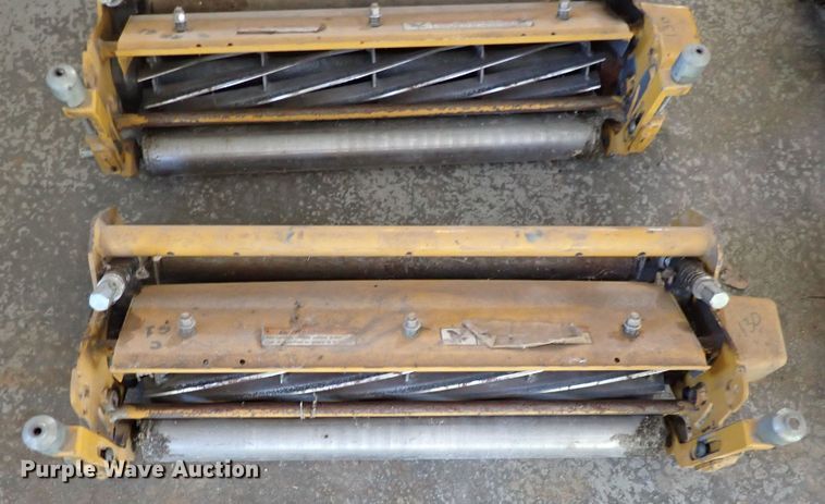 image for item LU9482 (15) Hustler mower reels