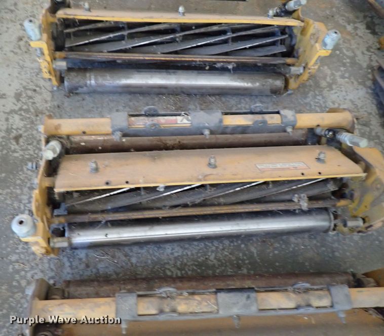 image for item LU9482 (15) Hustler mower reels