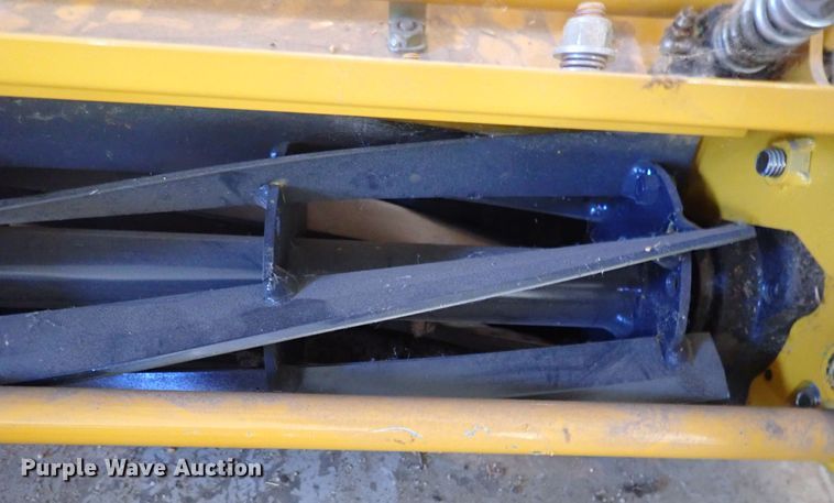 image for item LU9482 (15) Hustler mower reels