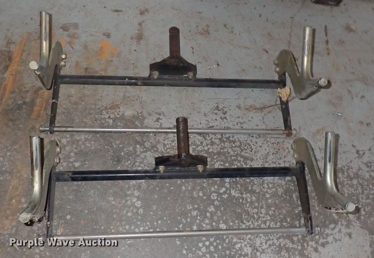 image for item LU9482 (15) Hustler mower reels