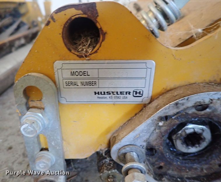 image for item LU9482 (15) Hustler mower reels