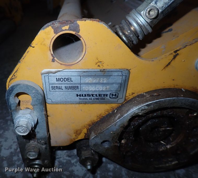 image for item LU9482 (15) Hustler mower reels