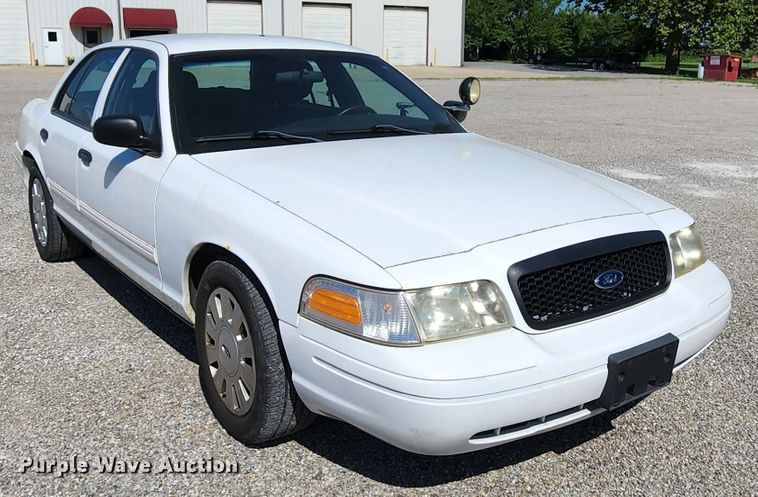 image for item MK9045 2011 Ford Crown Victoria Police Interceptor