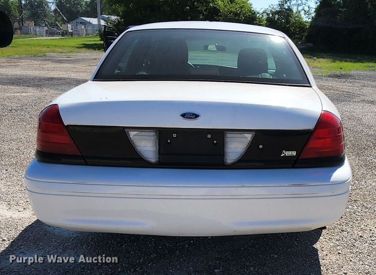 image for item MK9045 2011 Ford Crown Victoria Police Interceptor