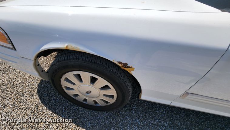 image for item MK9045 2011 Ford Crown Victoria Police Interceptor