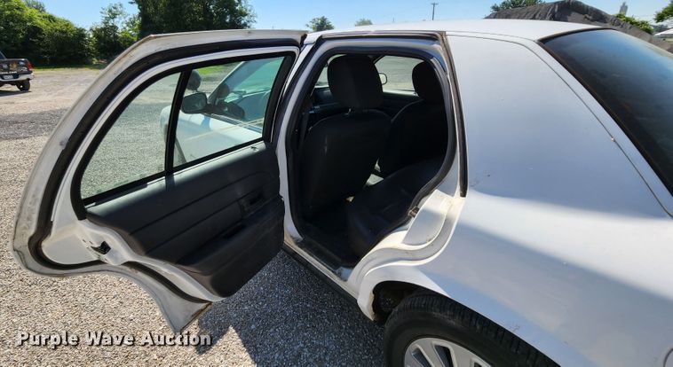 image for item MK9045 2011 Ford Crown Victoria Police Interceptor