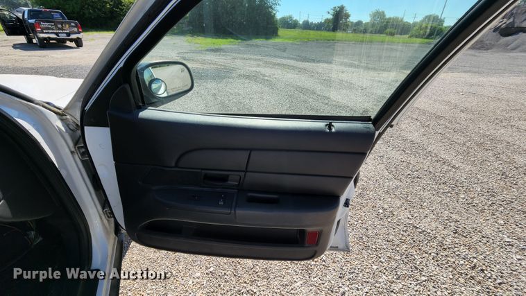 image for item MK9045 2011 Ford Crown Victoria Police Interceptor