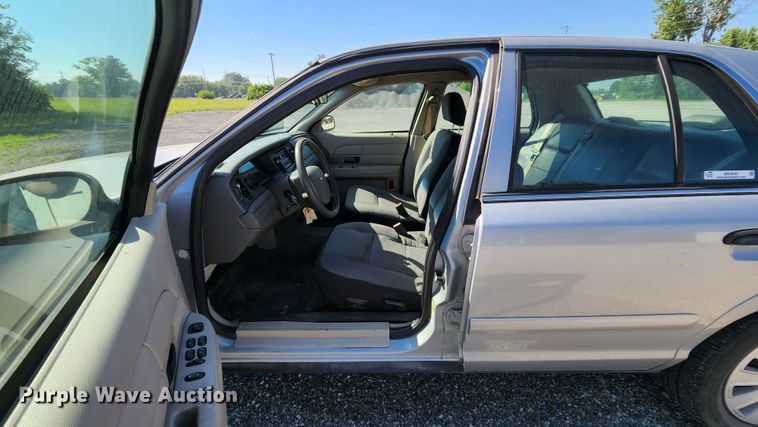 image for item MK9046 2008 Ford Crown Victoria Police Interceptor