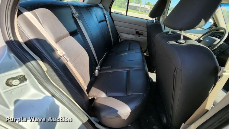 image for item MK9046 2008 Ford Crown Victoria Police Interceptor