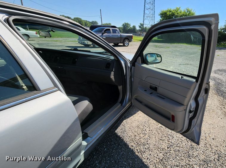 image for item MK9046 2008 Ford Crown Victoria Police Interceptor