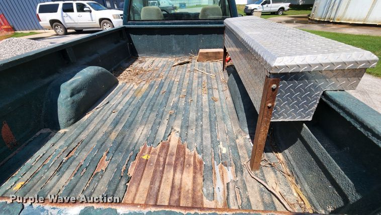 image for item MK9057 1998 Chevrolet Silverado 1500  pickup truck