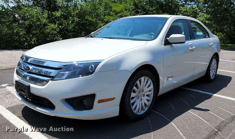 image for item MK9073 2012 Ford Fusion Hybrid