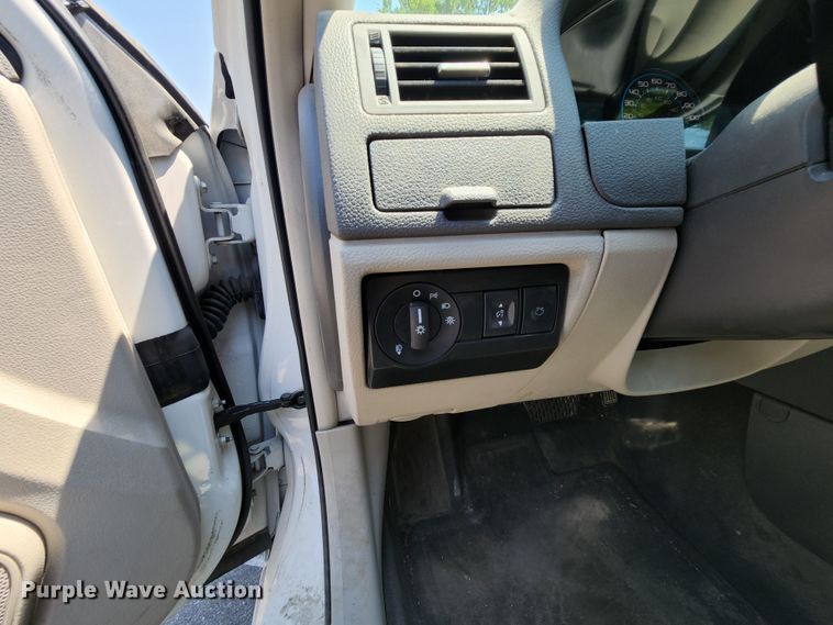 image for item MK9073 2012 Ford Fusion Hybrid